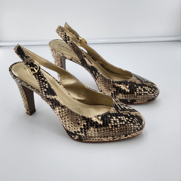Tahari Carolyn Heels - Picture 5 of 5